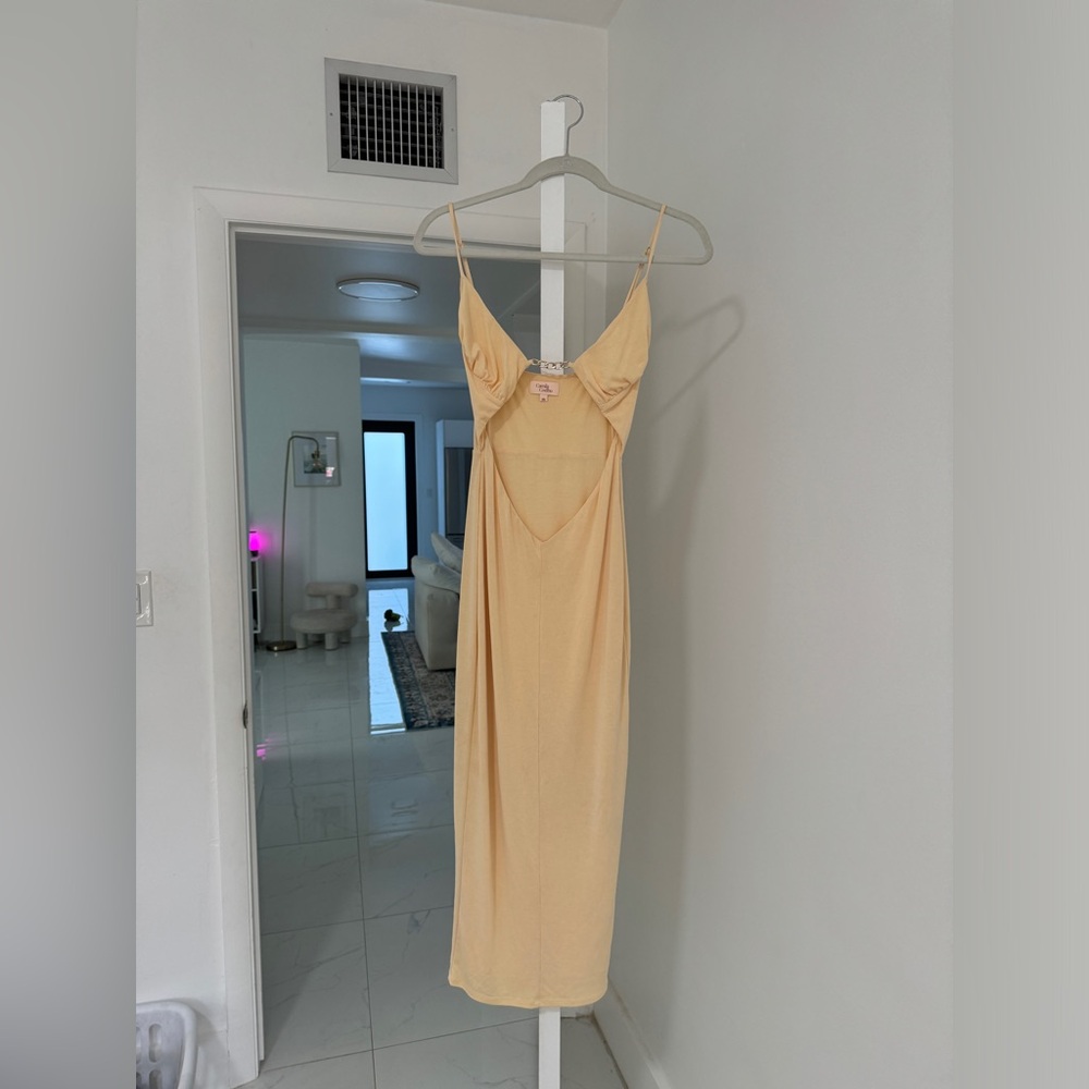 Kendall Midi Dress in Vanilla Cake